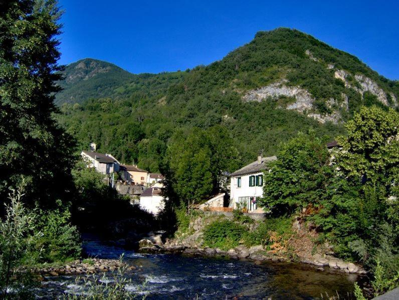 Gite Du Grand Taichou Luzenac 外观 照片